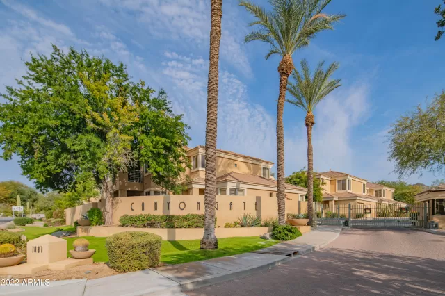 MLS: 6495132 Condo For Sale