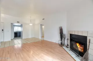 Photo #2: 6495301 Listing