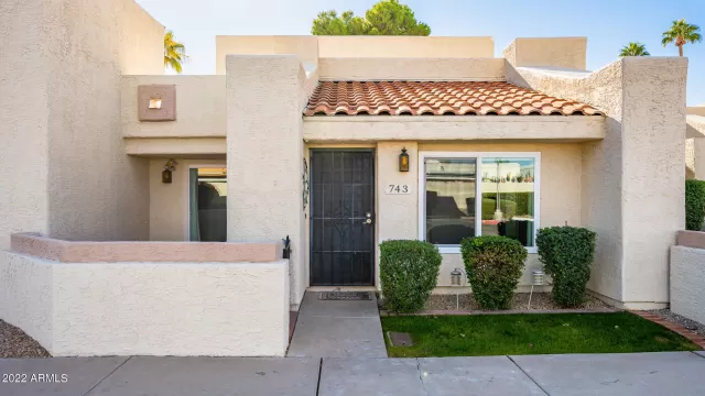 MLS: 6495583 Condo For Sale