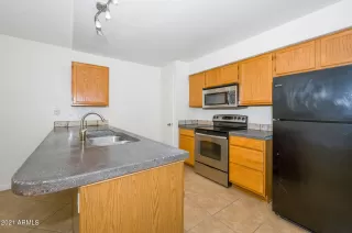 Photo #4: 6495585 Listing 