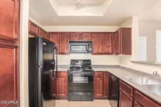 Photo #3: 6495713 Listing