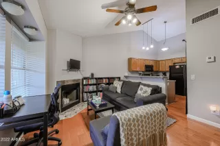 Photo #3: 6496230 Listing