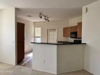 Photo #4: 6496275 Listing