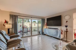 Photo #3: 6496380 Listing