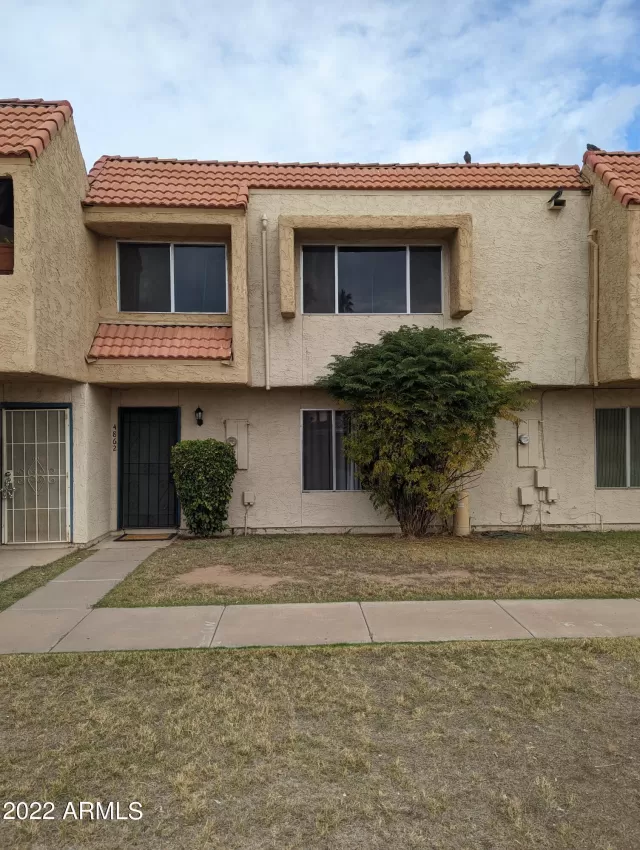 MLS: 6496402 Condo For Sale