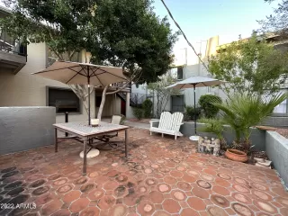 Photo #6: 6496522 Listing 