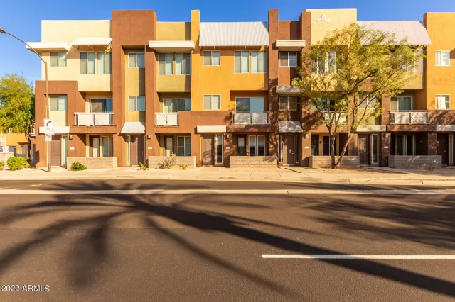 MLS: 6496568 Condo For Sale