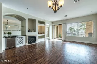 Photo #2: 6496759 Listing 