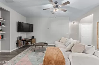 Photo #3: 6496893 Listing