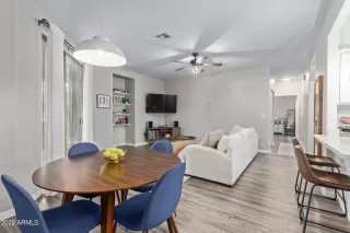 Photo #5: 6496893 Listing