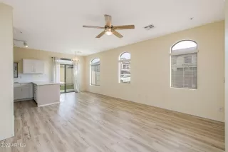 Photo #3: 6496956 Listing 