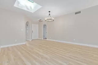 Photo #3: 6497078 Listing