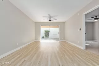 Photo #5: 6497078 Listing