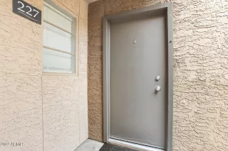 Photo #3: 6497233 Listing