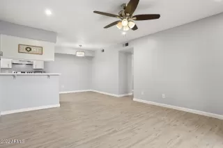 Photo #5: 6497233 Listing