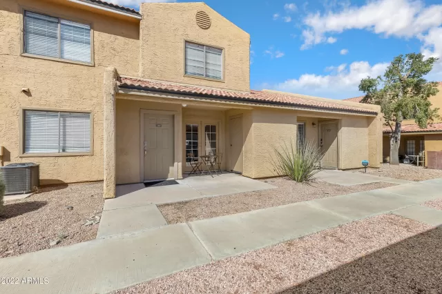 MLS: 6497257 Condo For Sale