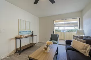 Photo #4: 6497388 Listing