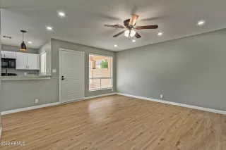 Photo #3: 6497415 Listing