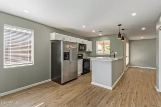 Photo #6: 6497415 Listing