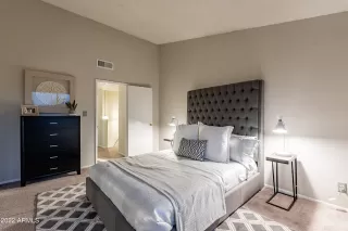 Photo #2: 6497495 Listing