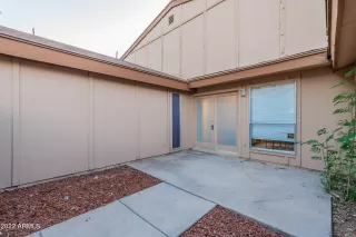 Photo #5: 6497495 Listing