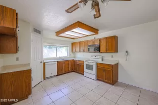 Photo #2: 6497510 Listing 