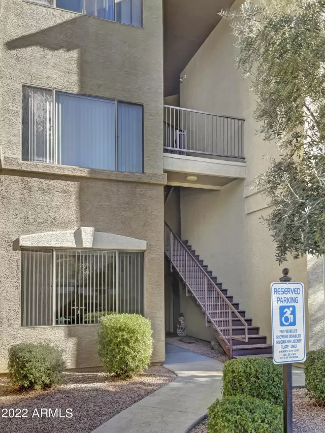 MLS: 6497568 Condo For Sale
