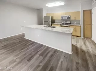 Photo #5: 6497568 Listing