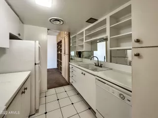 Photo #3: 6497590 Listing