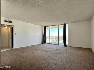 Photo #5: 6497590 Listing