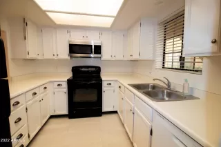 Photo #5: 6497748 Listing