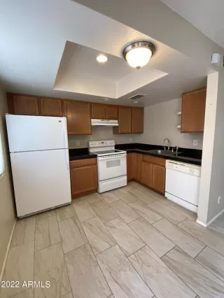 Photo #6: 6498259 Listing 