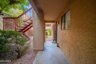 Photo #2: 6498503 Listing