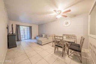 Photo #3: 6498503 Listing