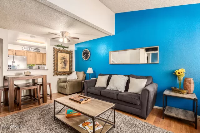 MLS: 6498577 Condo For Sale