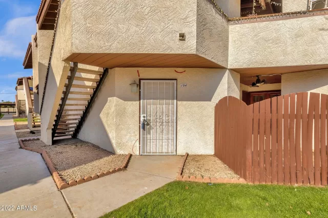 MLS: 6499186 Condo For Sale