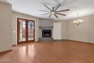 Photo #6: 6499186 Listing 