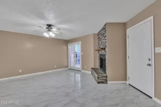 Photo #3: 6499188 Listing