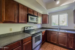 Photo #2: 6499481 Listing 