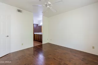 Photo #6: 6499481 Listing 