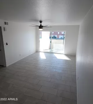 Photo #4: 6499707 Listing