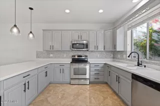 Photo #6: 6499950 Listing 