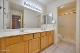 Photo #5: 6500325 Listing