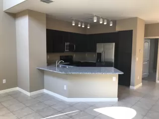 Photo #4: 6500503 Listing