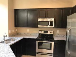 Photo #5: 6500503 Listing