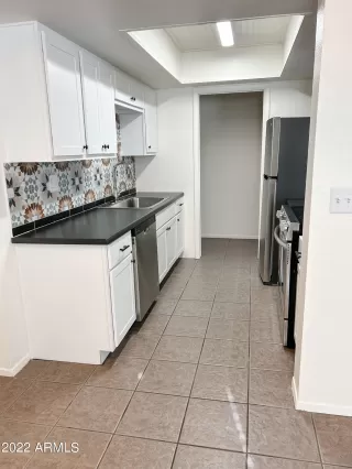 Photo #3: 6500504 Listing 