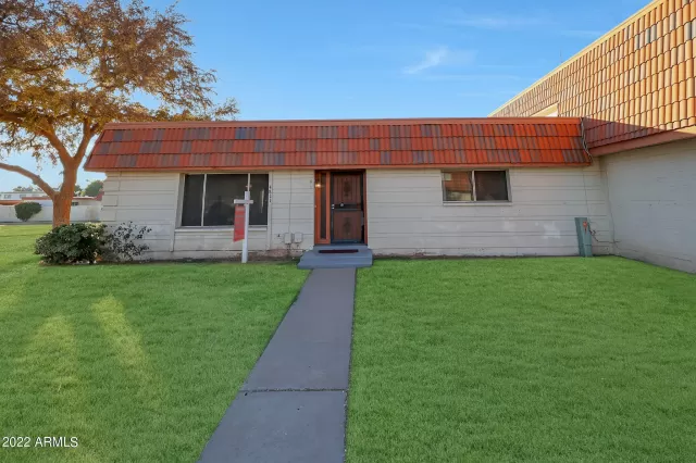 MLS: 6500783 Condo For Sale