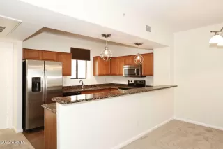 Photo #6: 6500813 Listing