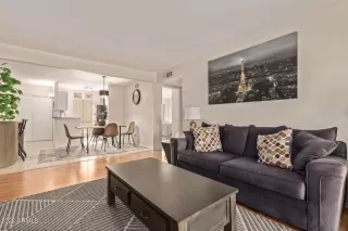 Photo #4: 6500849 Listing