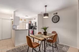 Photo #6: 6500849 Listing